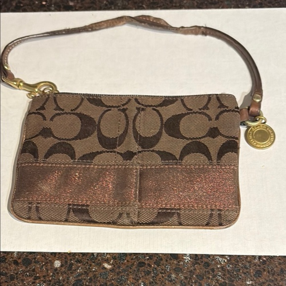 Preowned Coach Wristlet  40028 Signature  Brown Canvas